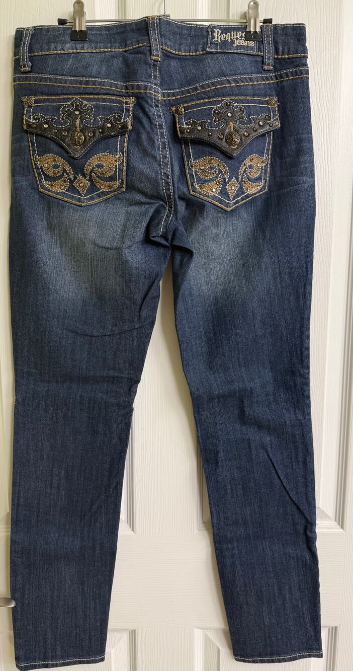 Request Jeans Country western vintage leather bejeweled 11/30 flap pockets